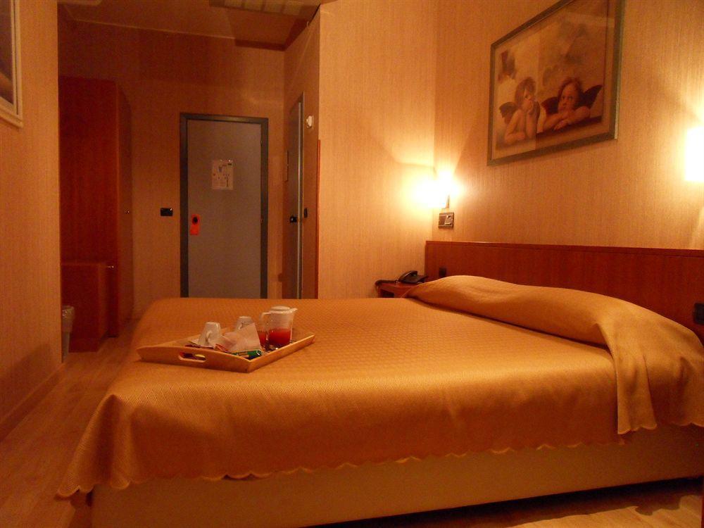 Hotel Roxy Milaan Buitenkant foto