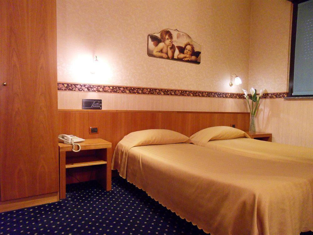 Hotel Roxy Milaan Buitenkant foto